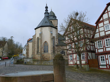 Palmsontag in St. Crescentius - Beginn der Heiligen Woche (Foto: Karl-Franz Thiede)